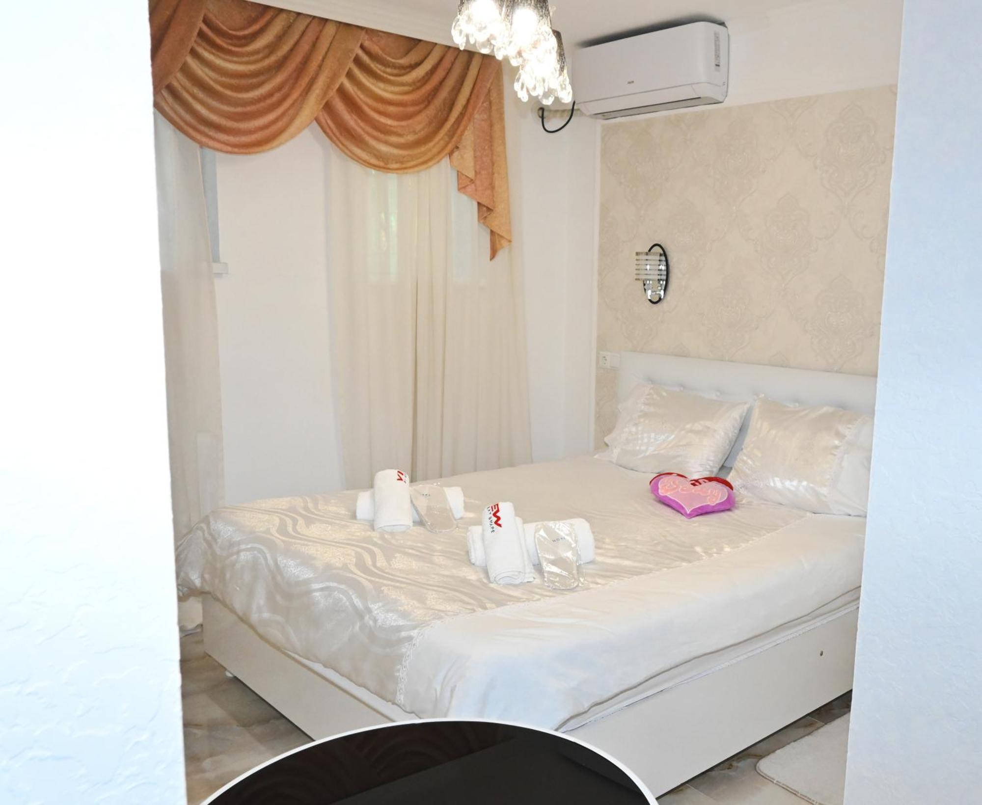 Jerusalem Merkaz Hotel Kutaisi Esterno foto