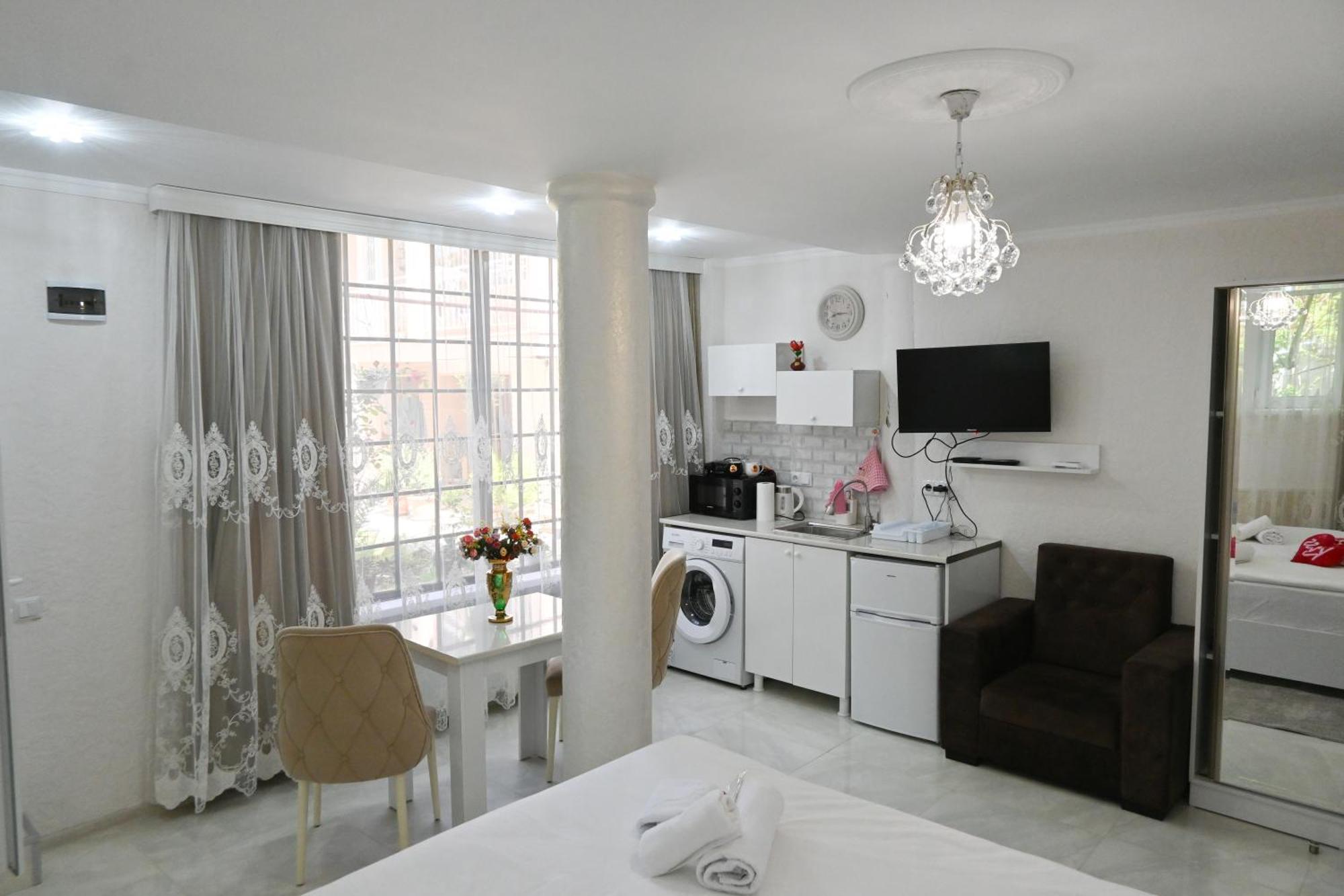 Jerusalem Merkaz Hotel Kutaisi Esterno foto
